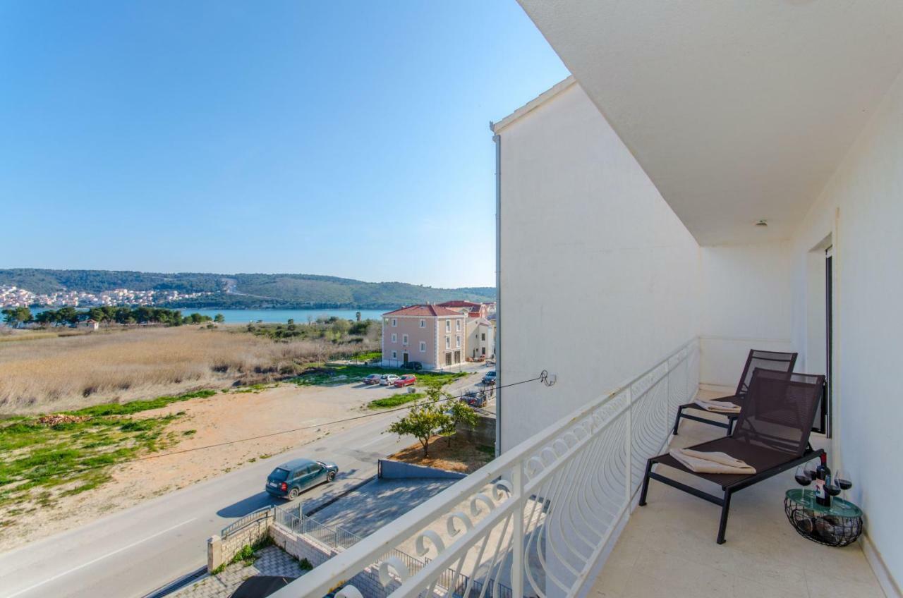 Bridge And Beach Apartments Trogir Extérieur photo